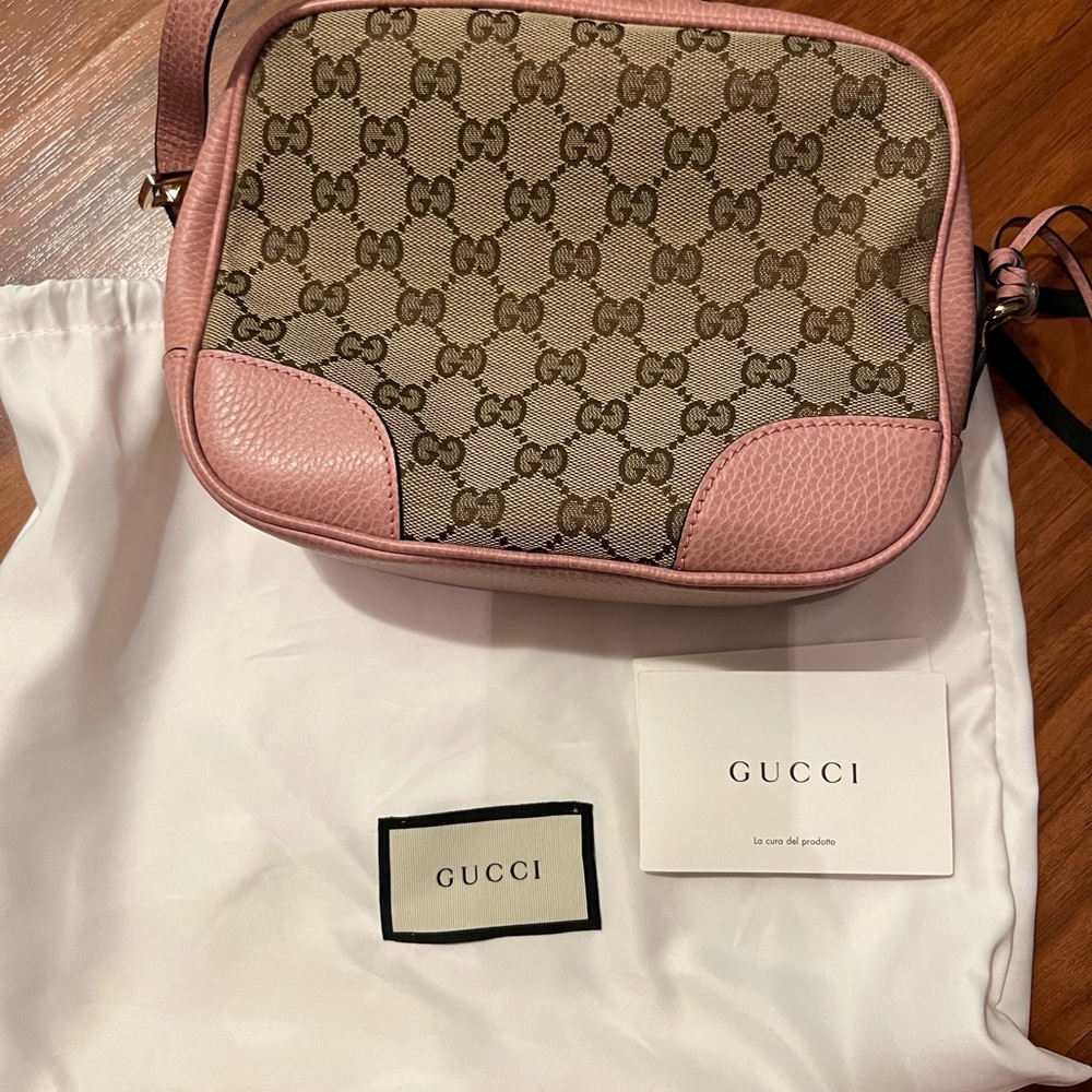 GUCCI Monogram Mini Bree Messenger Bag Pink new